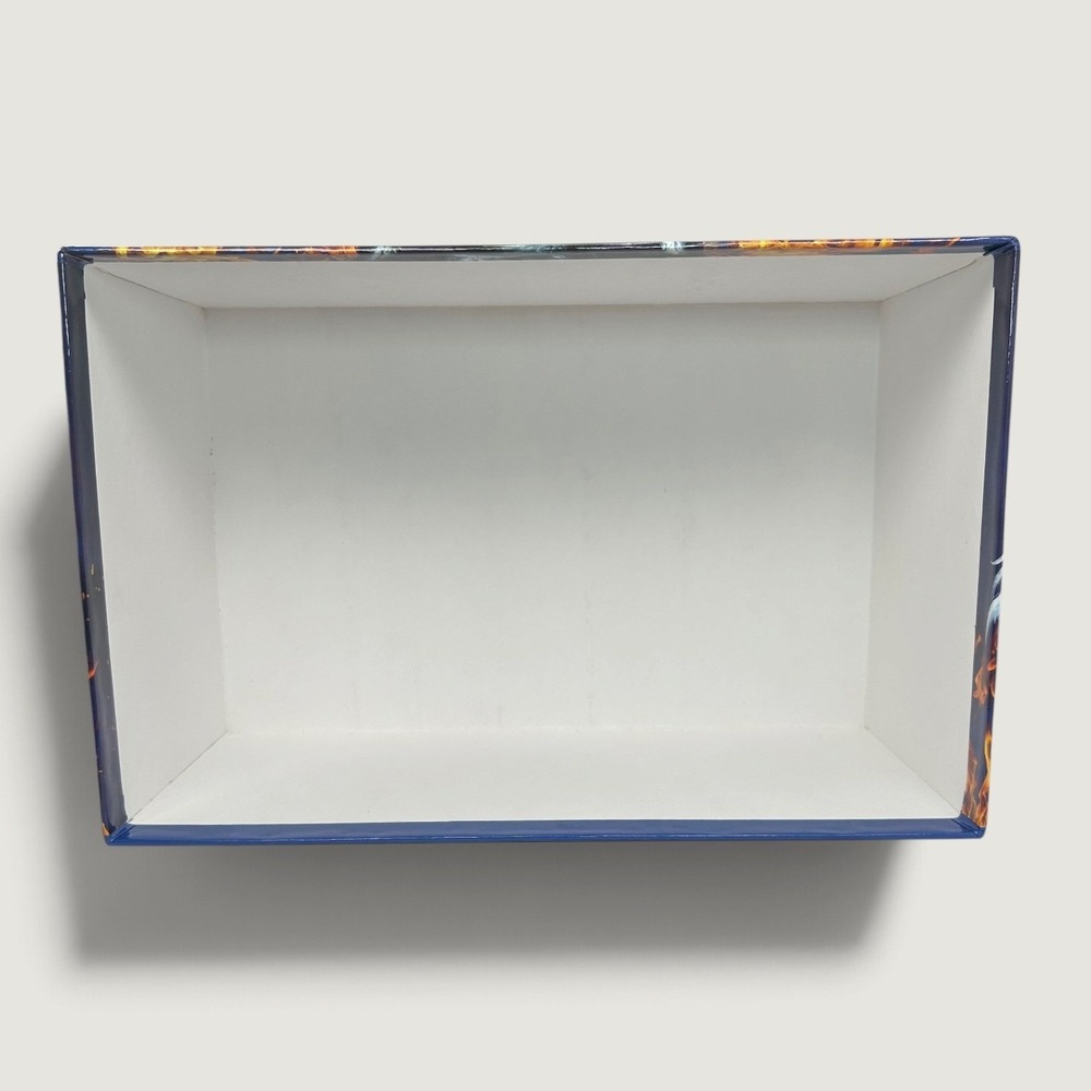 Throne of Glass Paperback Box Only with Poster by Sarah J. Maas